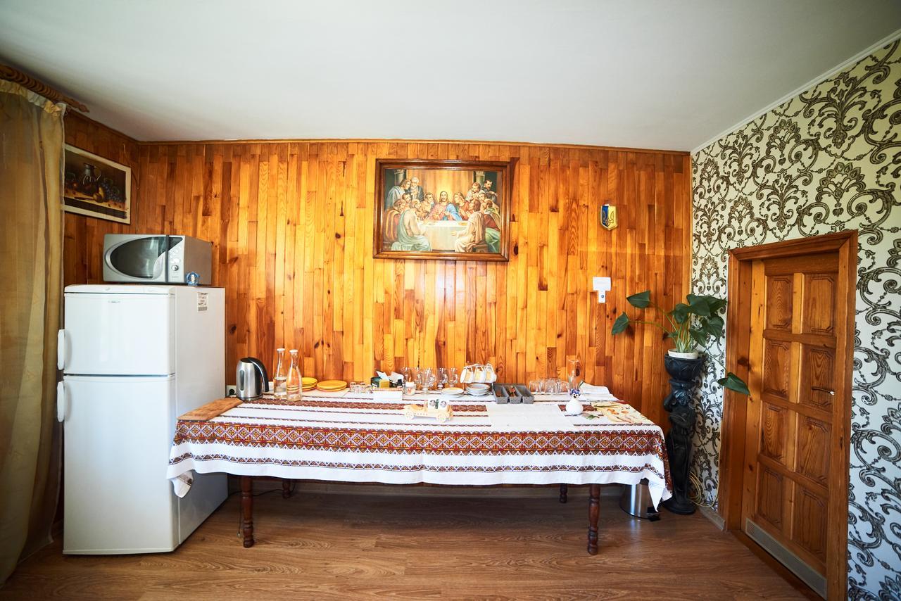 Green Hill Briukhovychi Dış mekan fotoğraf